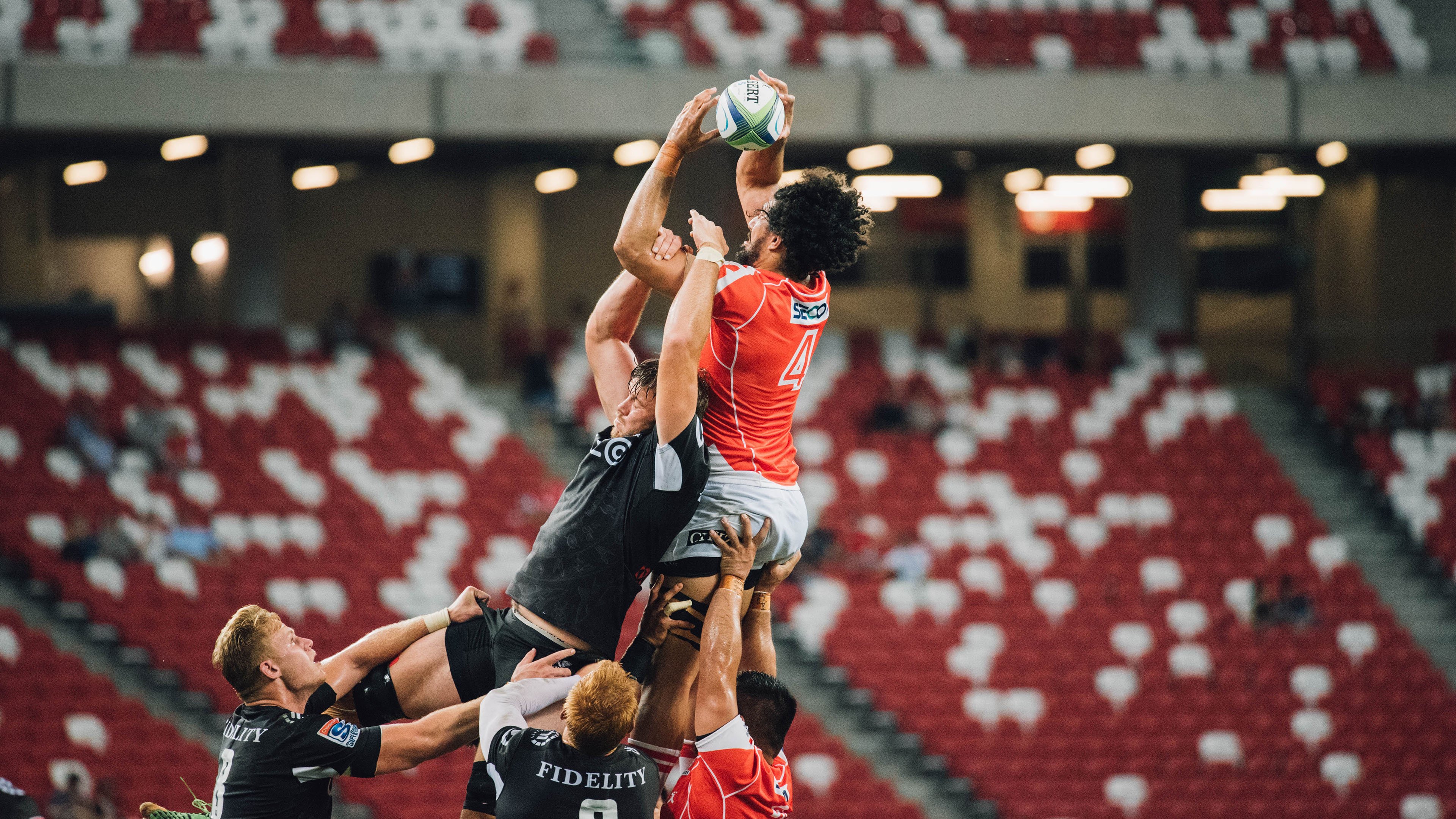 乐鱼体育网页登录-CBA赛场的拼搏故事感动无数人，cba感人瞬间